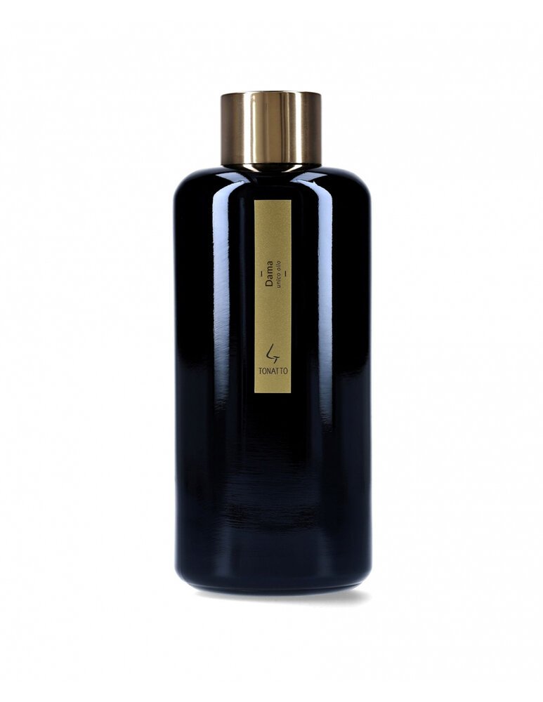 Dama body oil
