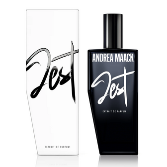 Andrea Maack Jest