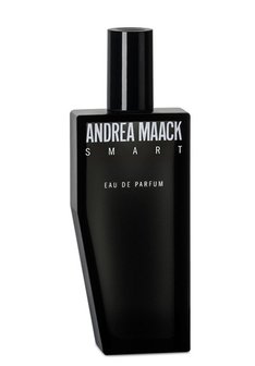 Andrea Maack Smart