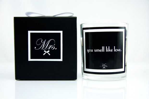 YOU SMELL LIKE LOVE scented candle 270 gr