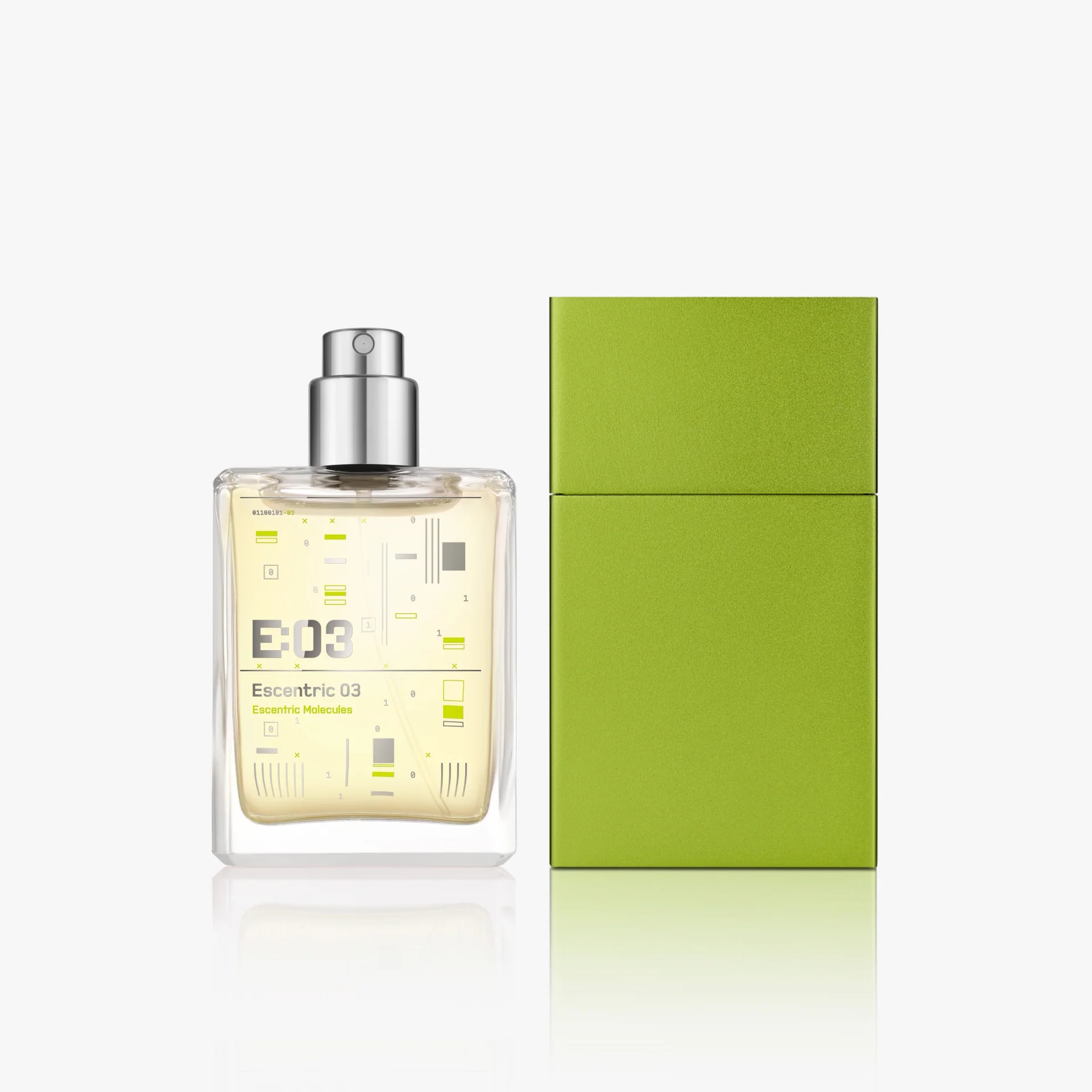 Escentric 03 Travelspray with case